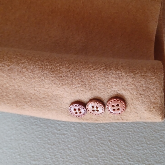 Large camel 100% wool blazer - Picture 2 of 4